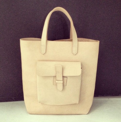 Popyt26's profile picture. We are popyt! ♥ All bags are handmade. Create your own bags dear ;) iG: popyt26 | line: widyaduhra/lauravytha | text: 085277506565/085228220155 | pin: 22B06CFD