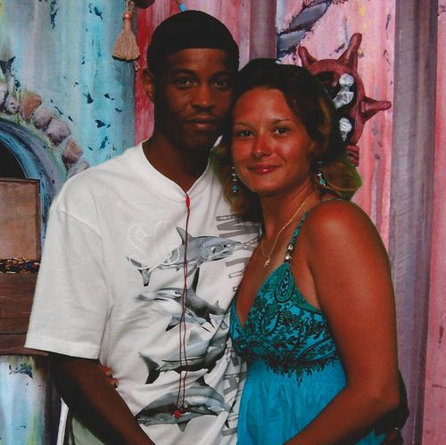 Grownnsexy1984's profile picture. Married