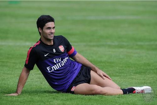 Arsenal's number 8. Updates on everything Arsenal! Not affiliated with Mikel Arteta.