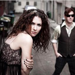 Welcome to the official Twitter page singer/songwriter, Mavie, from the group Andain.
