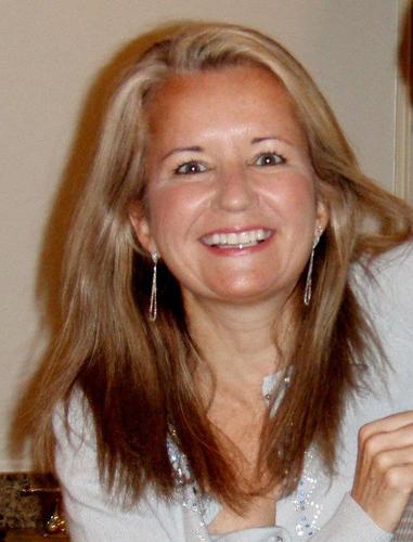 Mother to 5, runner, writer, and socialite extrodinaire