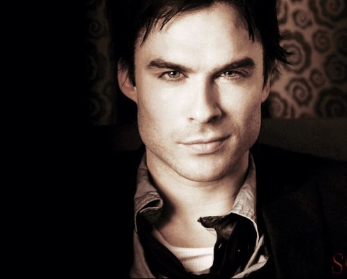 CursedDamon's profile picture. -working on it-