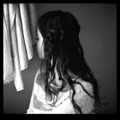 Une fille.