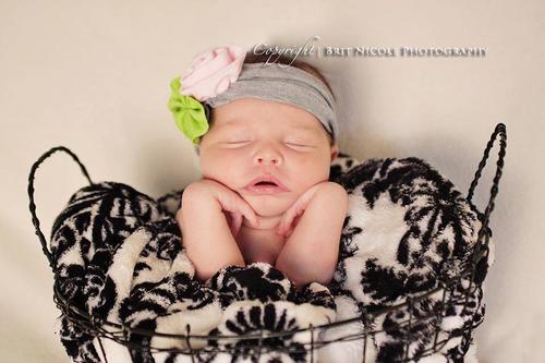 Welcome To Amarillo’s only Birth Story Photography Place! As you can see by our stories, we love what we do!  It’s an experience worth having!