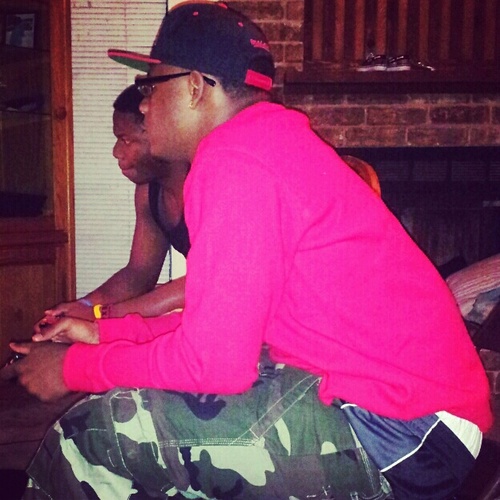 Screaming FLEXXX 1 x Fa Tha Team | Taken | Btw Follow Tha Mrss. @ObeyJaylen |