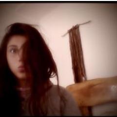 Hoola!! me llamo vale canto  me encanta matt noo lo amooo  *0* *-*....  jiji :)) soy simpatica muy loca divertida ... y eso !!! c: