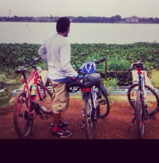 Basketball junkie, Adventure enthusiast, Anime, food and beer!! Tamu grad student!! Bangalore - Born and Made
