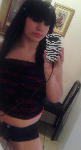 Name is Odales | im 15 | Single |^.^  |my boyfriend @sniperpig on kik