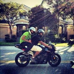 AleruizzNavarre's profile picture. amistoso