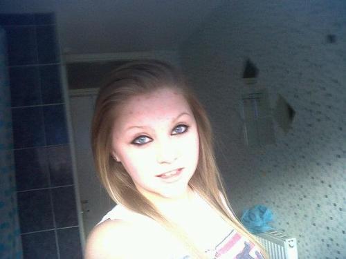 James Arthur♥
Courtney#blonde#blue#eyes#shy#loving#life!!
RIP-Chris Horton,best brother in the world!xo
I follow back;D