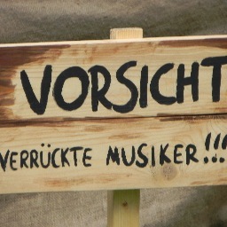 Tritt fest auf, mach’s Maul auf,[...]! Martin Luther TRITTFEST ist eine Mittelalterband aus dem Raum um Sachsen.