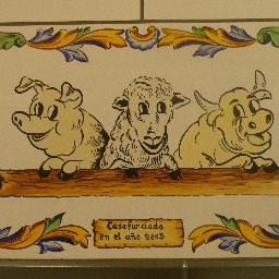 Embutidos selectos artesanos así como también encontrareís carnes de primera calidad y a buen precio, no dudes en visitarnos en Utiel, plaza san juan, 18