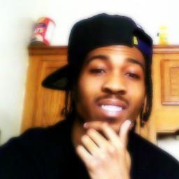 Age 22 ..Young And Handsome ..#TeamCancer 















: )
