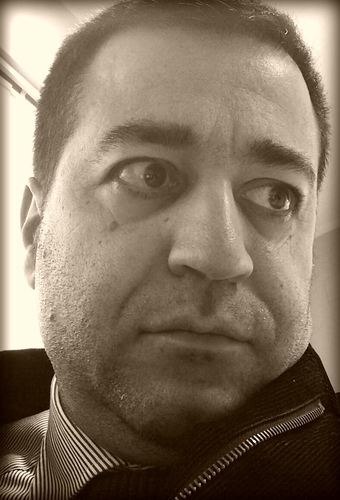 Agente, automazione e strumentazione industriale, appassionato di tecnologia elettronica. hobby cucina.