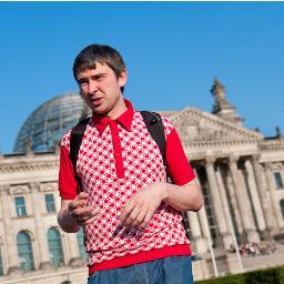 Даже зайца можно научить курить, а уж человека писать код - и подавно.