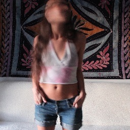 carrowvines's profile picture. second life clothing // handmade halters and accessories // founded by @callieturbitt // new found treasures posted weekly // instagram: carrowvines