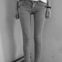 I want to be thin.. i have to be thin. H: 5'8. CW: 149.8 (ew how gross). GW1: 145. GW2: 139. UGW: 134.
