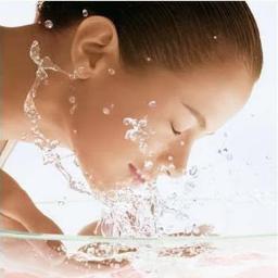 Foreversoft es una clínica especializada en tratamientos corporales y faciales de estética avanzada. ¡Consientete, cuida tu figura y relájate con nosotros!