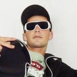 Malandrão eu? não, ninguém é bobo! Se quer guerra terá se quer paz quero em dobro!