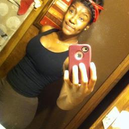 011313 Born to please , taught to tease , I don't chase men , I chase dreams .  My Bestfriend , @fuk_casper follow him (: #team track #team softball