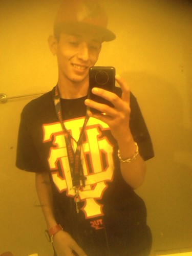 Im a LIGHT weight , But I move HEAVY weight. Father to ARIEL GARCIA 3 she comes befor anyother Girl tho