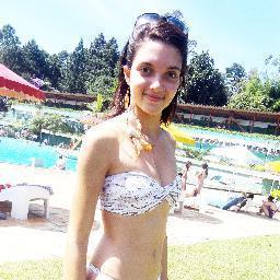 ㅤㅤㅤ O que você tem,, qualquer um pode ter ! Mas o que você é . . . Ninguém pode ser! :]]*