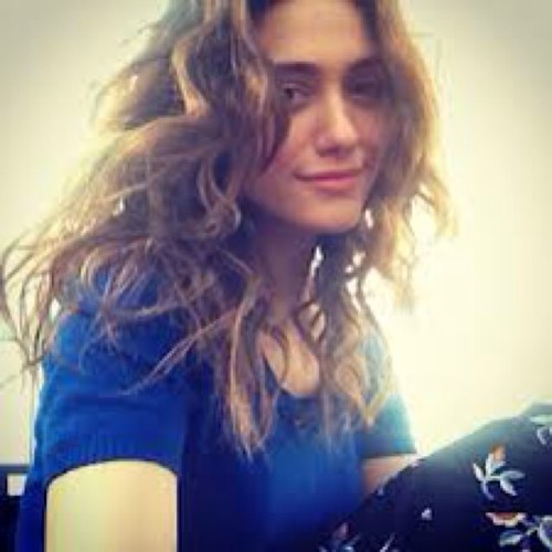 AlyssaOCegr's profile picture. {OC account} Grew up as an orphan, never found a family. Ran away and lived on my own. Independent. Single.