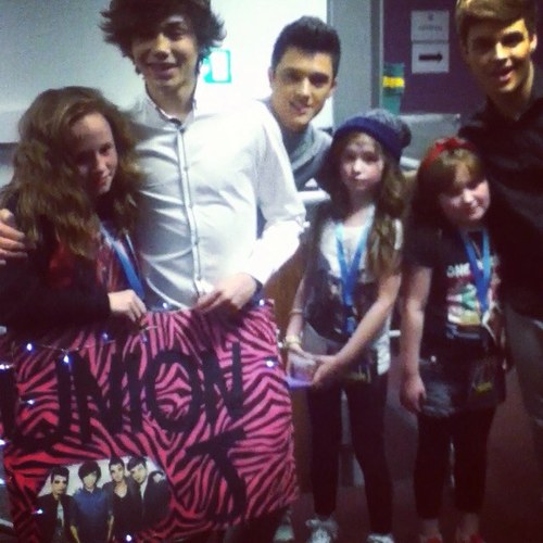 JCatJedhead's profile picture. 26/2/13 Best Day ever!! Met UnionJ It was AMAZING! Follow Me kerrie and nicoles acc @jcatjedheadxox UnionJ Follow us! and tweeted us :D 1k Thanks!
#SHELLET x