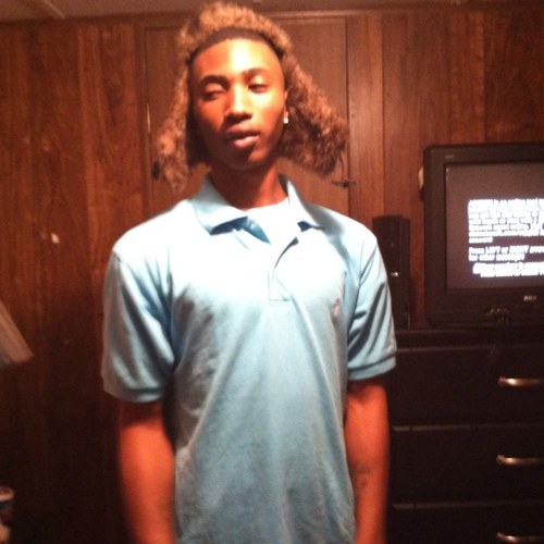 Name:Hoosie ware lil nigga just be chillin never hang with alot of niggas love been solo less a nigga no about yu