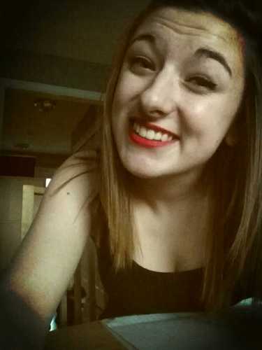 aubrieikenberry's profile picture. 