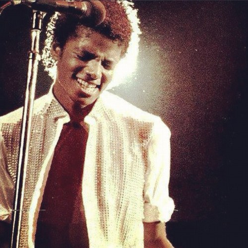 SarahMJJ25's profile picture. MJFam :)