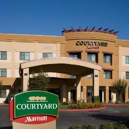 The Courtyard is the newest Marriott hotel in SCV. Our full service Bistro lounge features happy hour from 5-7pm, good food, and a great time!