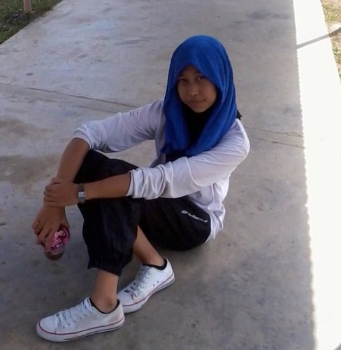 Aida najwa | 14 | starp | in a real relay | we will be just frind n best friend | we are sweety friends | lurve you alls