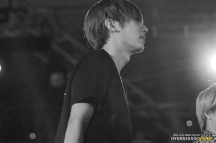 Oneday_HS's profile picture. w.폴씨님의 어느날갑자기 장현승 패러디계정입니다.(실제 장현승X) 22살 아이돌 비스트멤버 맞팔은 폐계분들과 봇분들만 가능합니다 싱크상 시크 무뚝뚝[12.03.10~13.03.07]