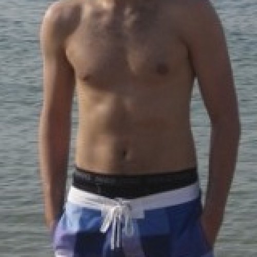 Lang (2m7) en lang ;-) geil en ervaren! Let me handle you baby because i can... | kik: mesootall