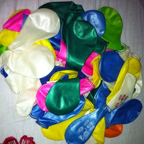 iRaisu_'s profile picture. I am a 20 something Muslimah wife and a mother. I blog to gain sadqah-e-jariyah. Follow me for islamic reminders and articles.