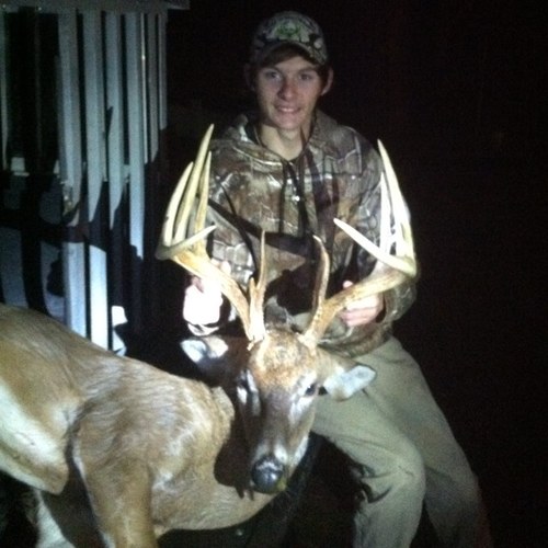 #Senior #17 #Sports #Parties #Hunting/Fishing #TeamTaken3 #252SOGC #AlwaysReppin #Trueee