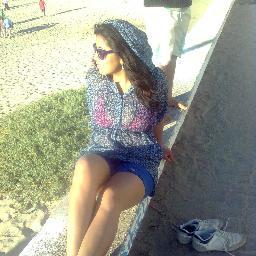 yessizambra's profile picture. Namaste♡