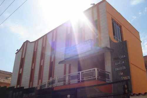 Twitter oficial de divulgação da Primeira Igreja Batista de Higienópolis - RJ - Brazil 
Pr. Júlio Ravani 
pibhigienopolis@gmail.com