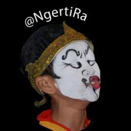 pengetahuan berbahasa jawa. wong jawa kudu pinter lan tetep njawani.
--
cp: ngertira@gmail.com