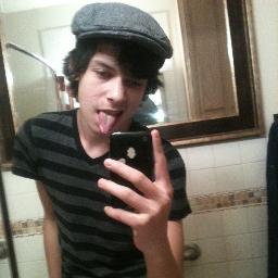 Richie_Gibbie's profile picture. 14, fix apple ipods and iphones, follow and i will follow back :D