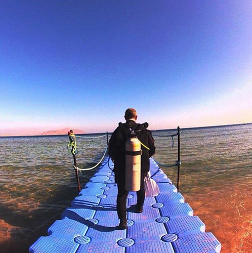 olivier_morne's profile picture. Don't mix between my personality and my attitude because my personality is ME and my attitude depends on YOU.