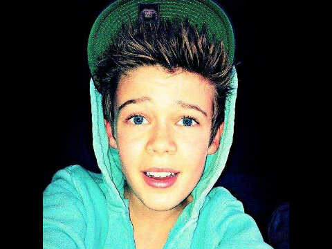 @_HEYWAARISPERRY.