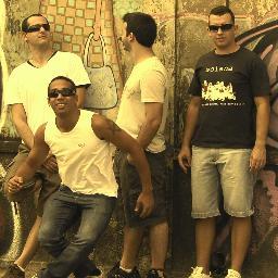 Criada a partir de jam sessions, a James surgiu em meados de 2007, e faz uma mescla entre funk (da black music americana) e rock/metal, temperada com muito amor