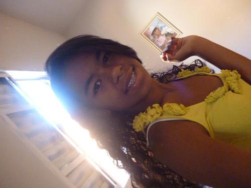 Imaginei Sorrindo eu to na favela sou hooben hoody eu mato e morro por ele.