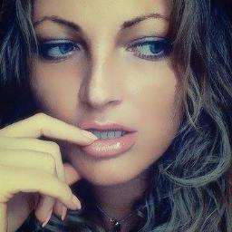 JuliaOShe's profile picture. 