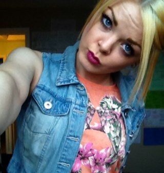 _eliseCLARK's profile picture. 