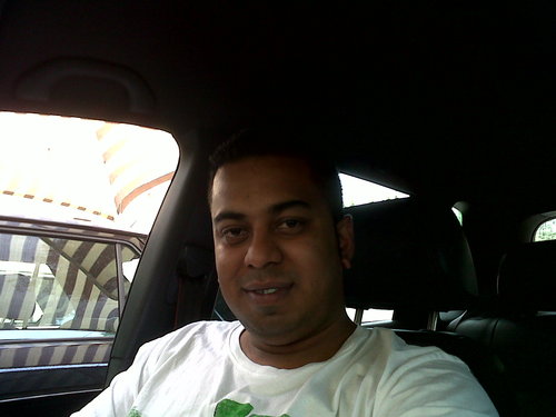 LeonchettyLc's profile picture. 