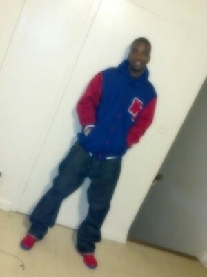 All about my paper,Been a real niqqa since day 1 . Lovinq my Wifey @Ontop_boss NOW Follow a real nigga