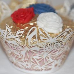 Indulge your passion for great cake artistry! Our aim is to feature cakes and cake news round the world. 
Please Like us! 
http://t.co/upNRHl8ji8